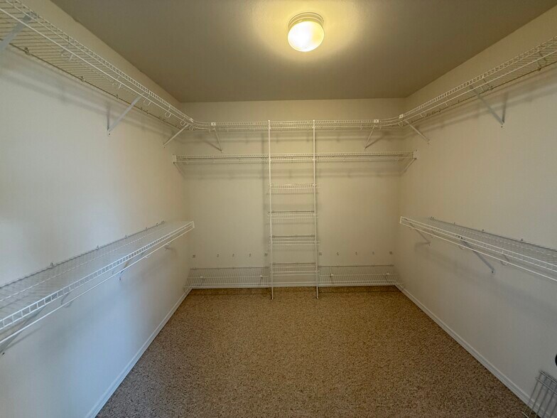 Master closet - 24803 SE 19th St