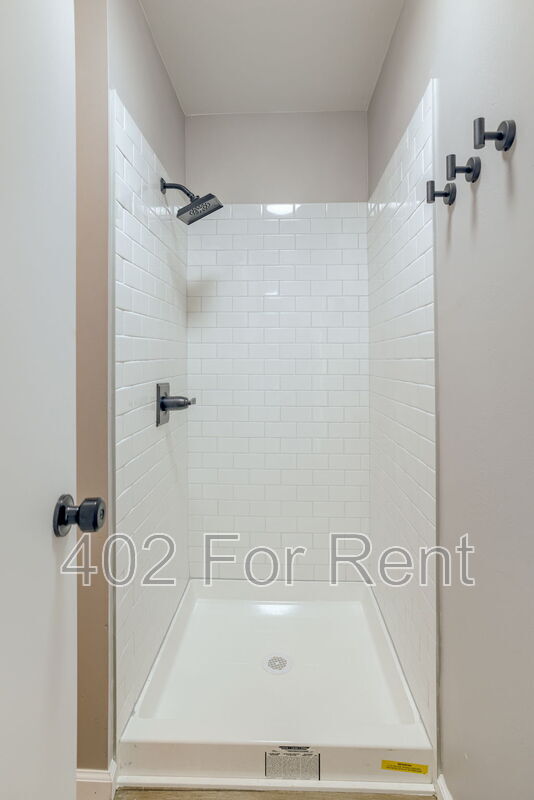 Building Photo - 6046 S 36th St