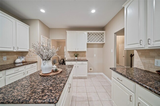 Building Photo - 22519 Diamond Shore Ct