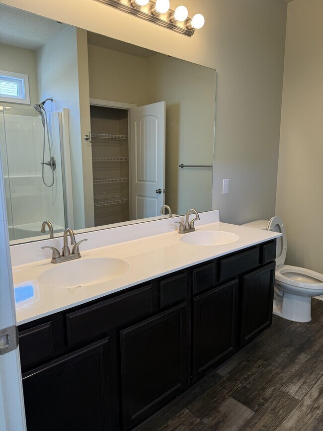 Building Photo - 374 Frisco Wy