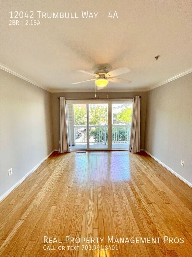 Building Photo - 12042 Trumbull Way