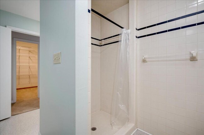 Building Photo - 3101 Bobcat Ct