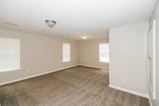 Building Photo - 1204 Calebs Ridge Dr