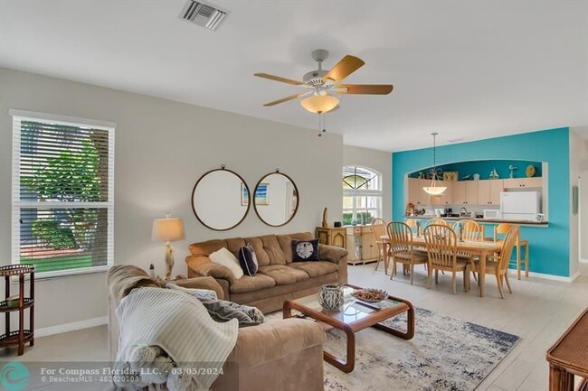Building Photo - 503 Southstar Dr