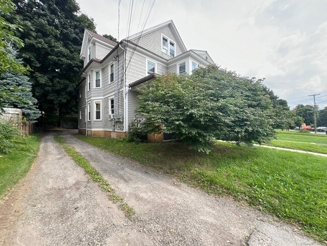 Building Photo - 334 Brightwood Ave