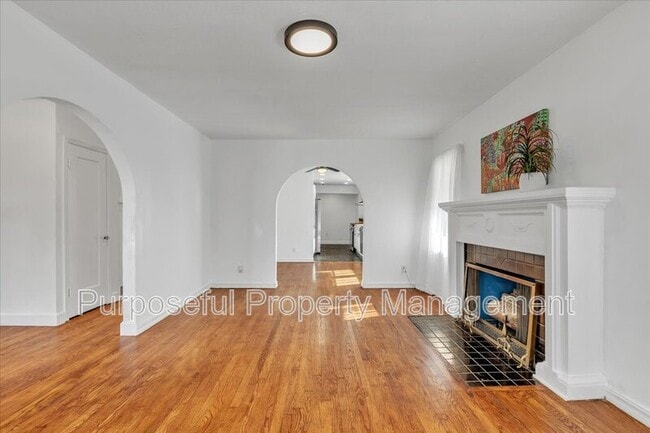 Building Photo - 1832 NW 34th St