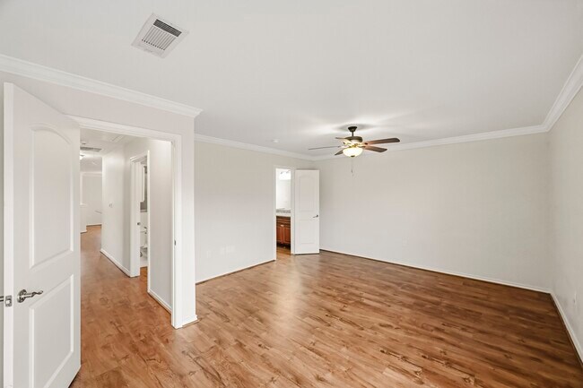 Building Photo - 16250 Indian Mill Dr