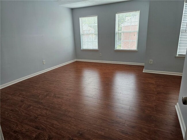 Building Photo - 1552 Viero Dr