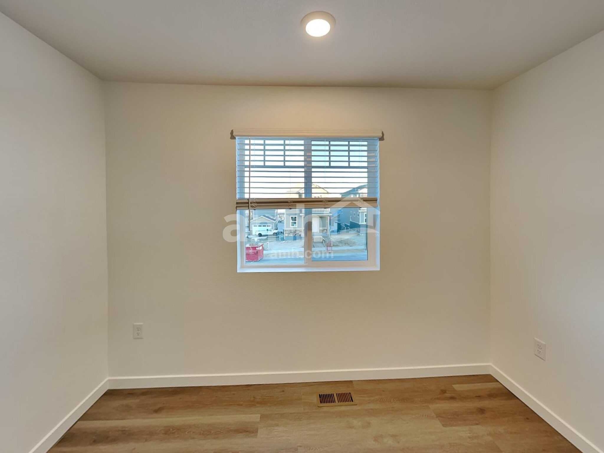 Building Photo - 26194 E Calhoun Pl