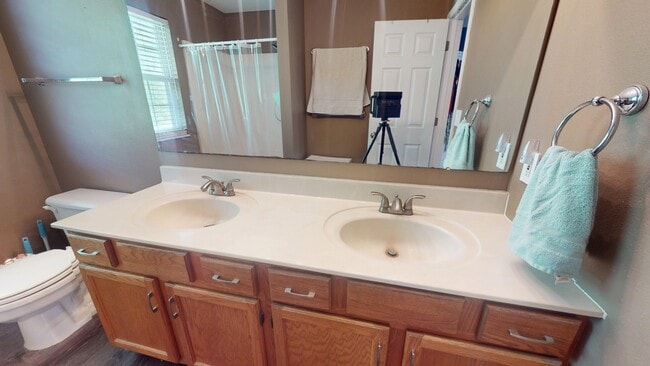 Building Photo - 2716 Stone Valley Dr