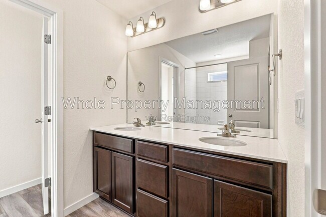 Building Photo - 871 E 98th Ave