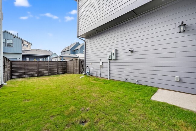 Building Photo - 3311 Full Bellied Ln