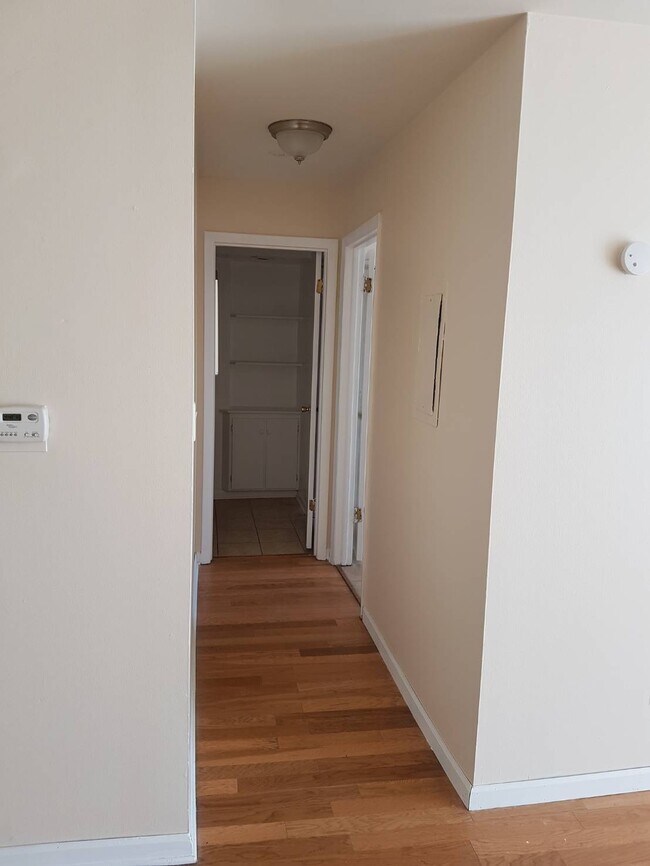 Building Photo - 2 E Dundee Quarter Dr