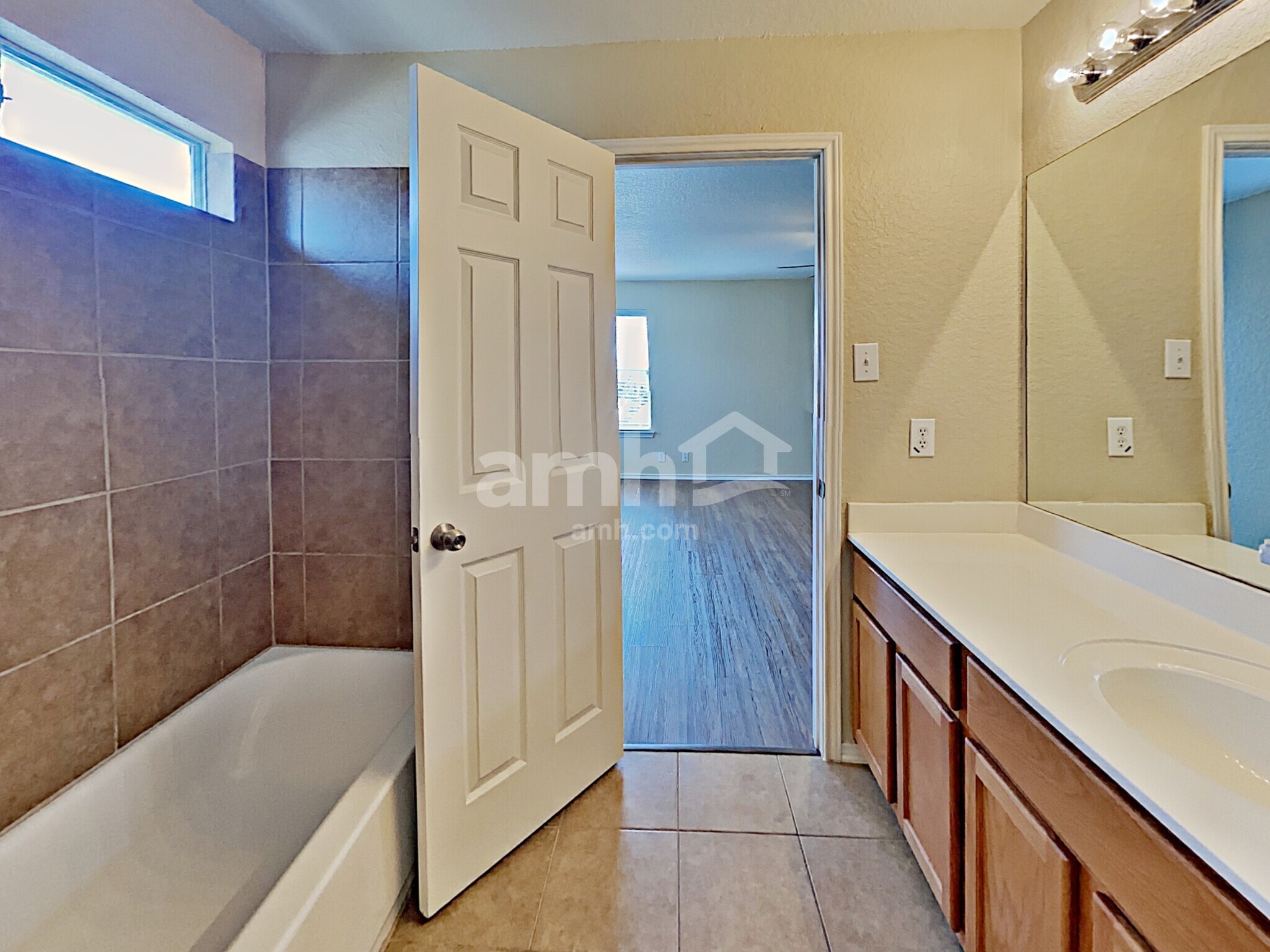 Building Photo - 7206 Calypso Dawn