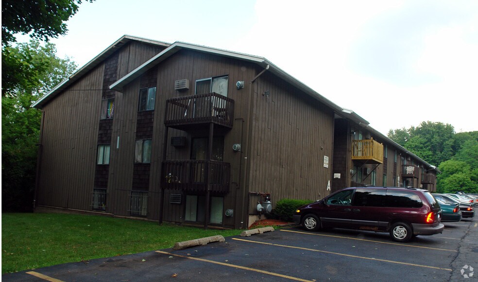 Arbor Heights Apartments 211213 Beattie St Syracuse NY 13224