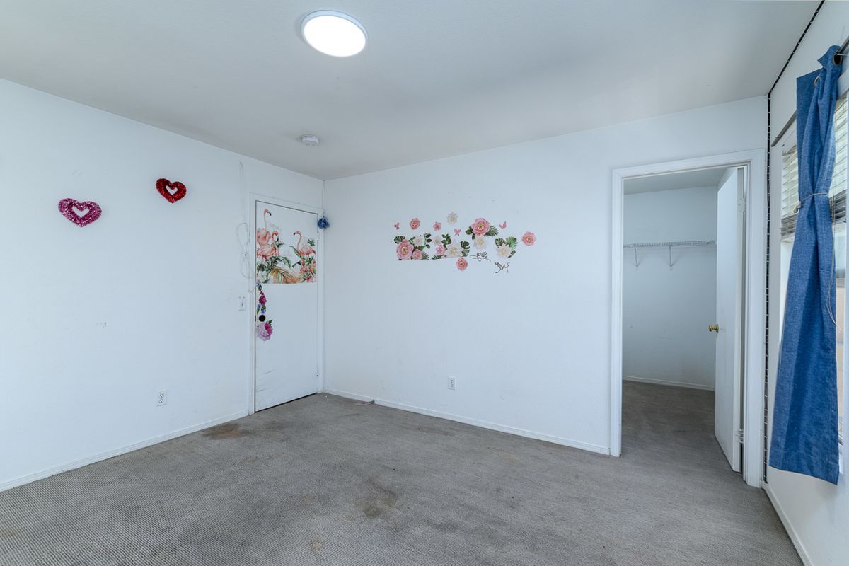 Building Photo - 3061 Clapper St