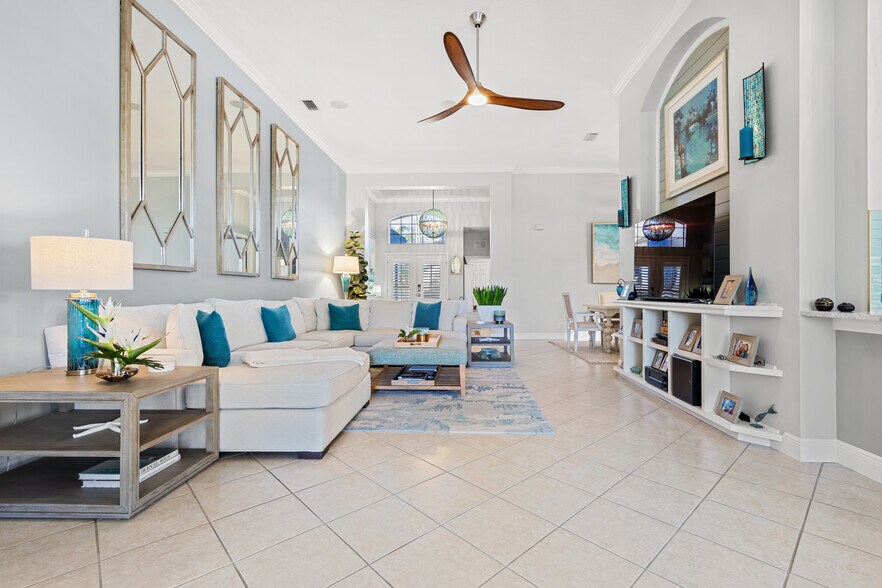 Building Photo - 7236 Orchid Island Pl