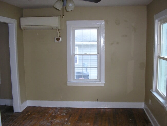 Building Photo - 1275 Durbin Dr