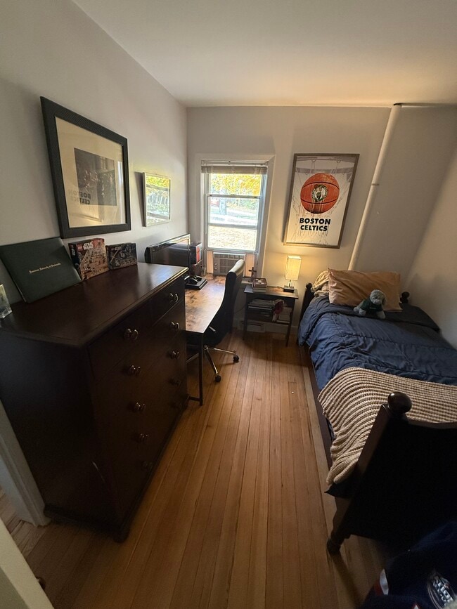 Building Photo - 248 Douglas Pike