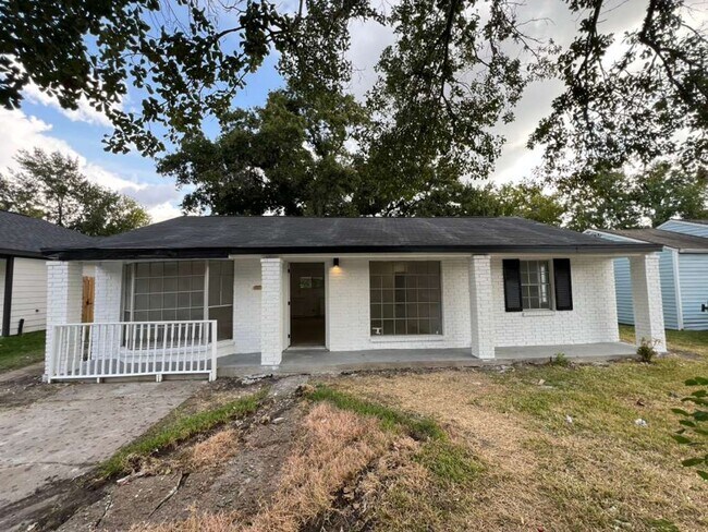 Primary Photo - Gorgeous all renovated Home in Houston, TX!.