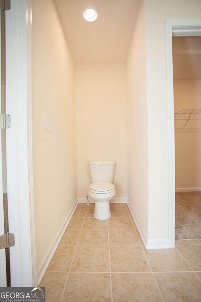 Building Photo - 4355 Almanor Cir