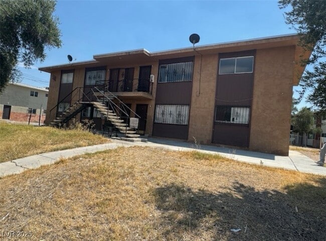 Primary Photo - 118 Mt Vernon Cir