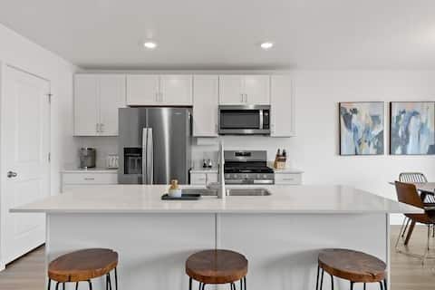 Building Photo - 3446 W Barley Bend