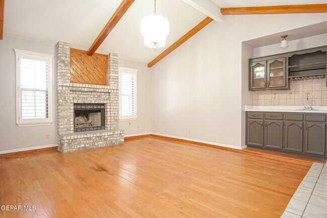 Building Photo - 1832 Dean Jones Dr