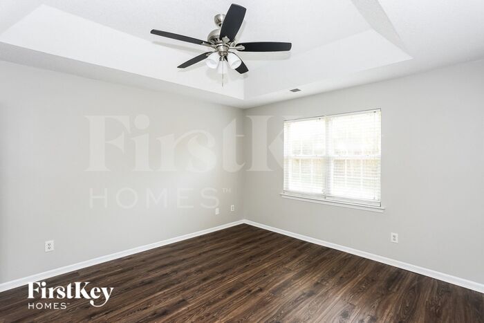 Building Photo - 1211 Lempster Dr NW