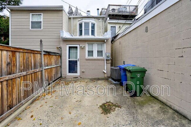 Building Photo - 1416 Riverside Ave