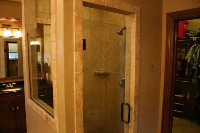 Building Photo - Coming Soon in Bella Terra in Edmond!