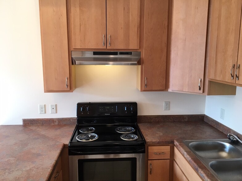 Building Photo - 781 Oregon Parks Ave