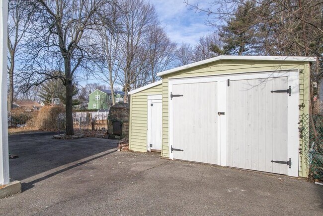 Building Photo - 34 Neponset Ave