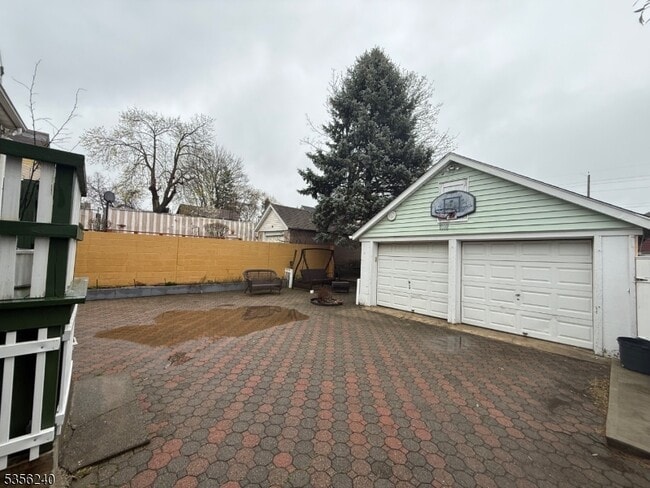 Building Photo - 25 Hammond Ave