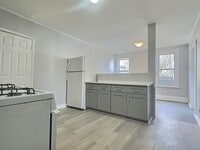 Building Photo - 256 Lexington Ave
