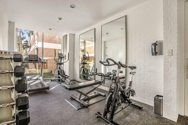 Building Photo - 3614 Montrose Blvd