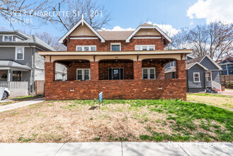 Building Photo - Historic 1BR Close to Westport