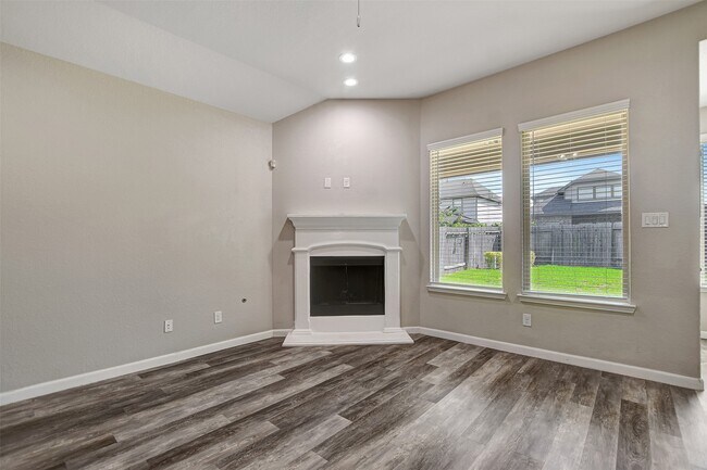 Building Photo - 4119 Prairie Landing Ln