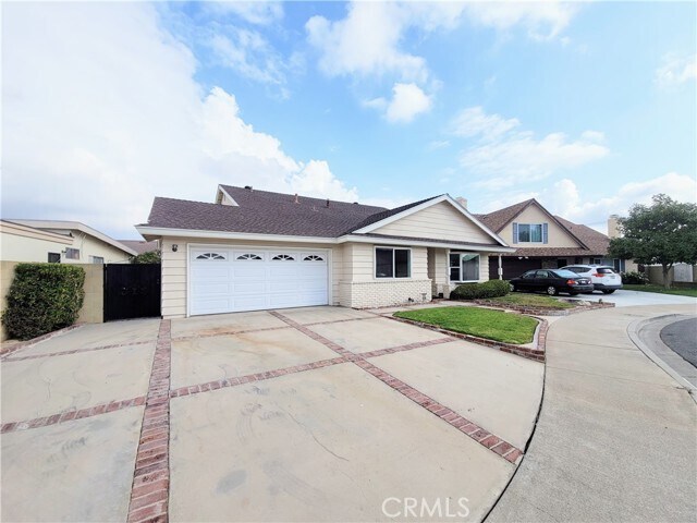 Building Photo - 9461 Downing Cir