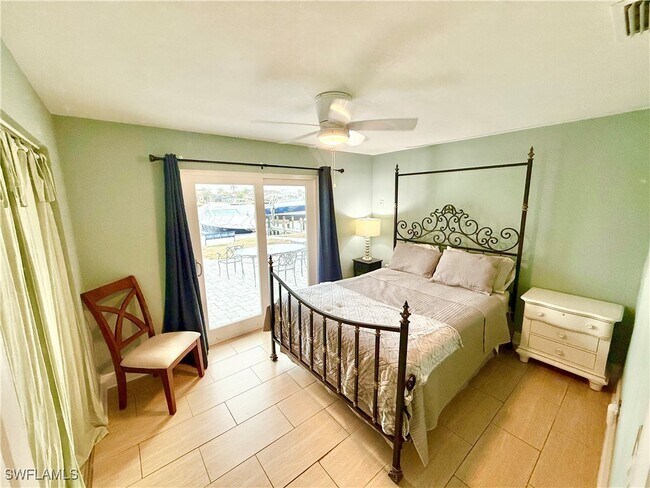 Building Photo - 1730 Bikini Ct