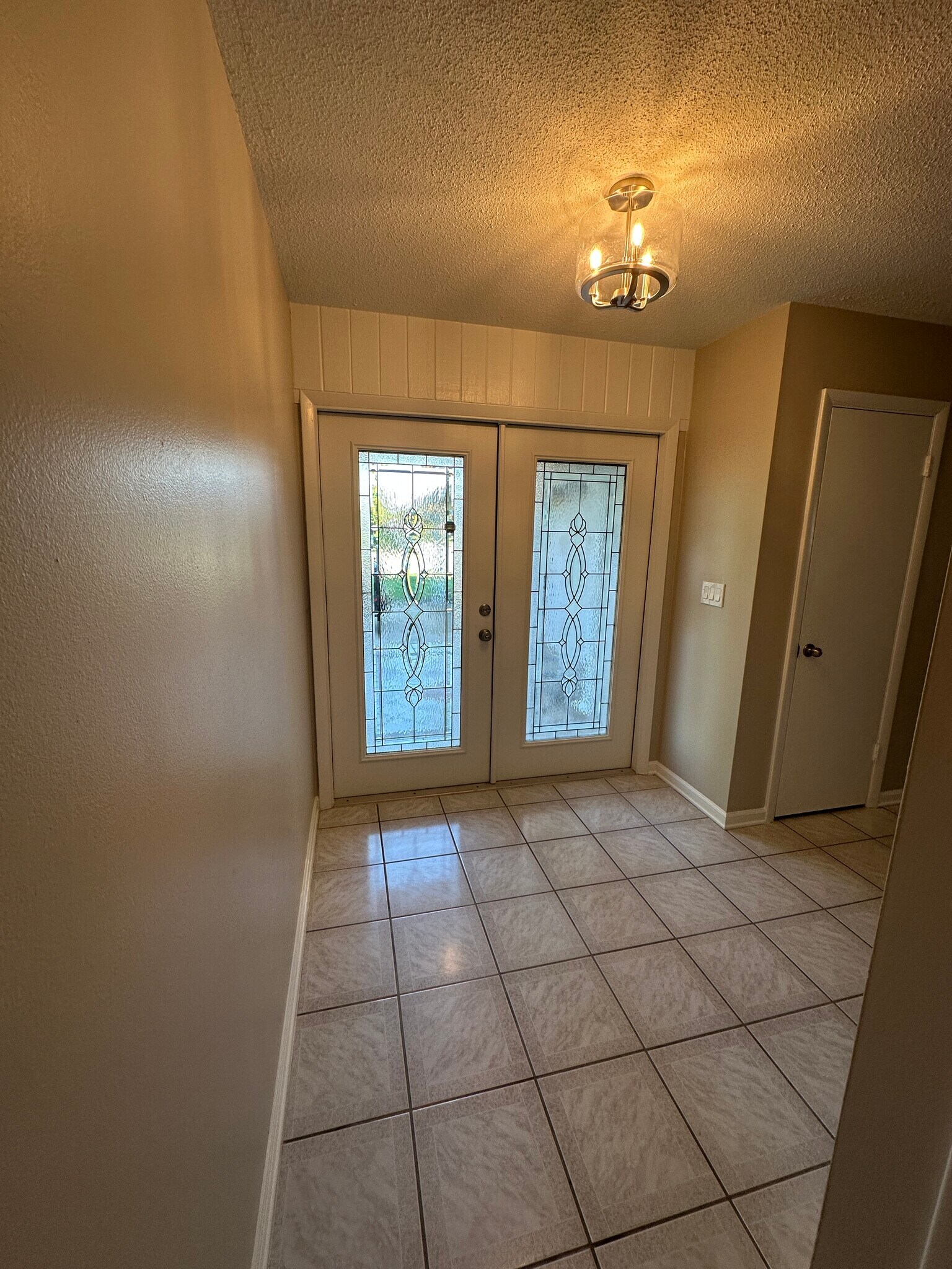 Building Photo - 6524 Voltaire Dr