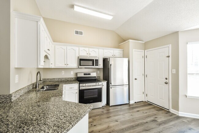 Building Photo - 9043 William Paul Dr