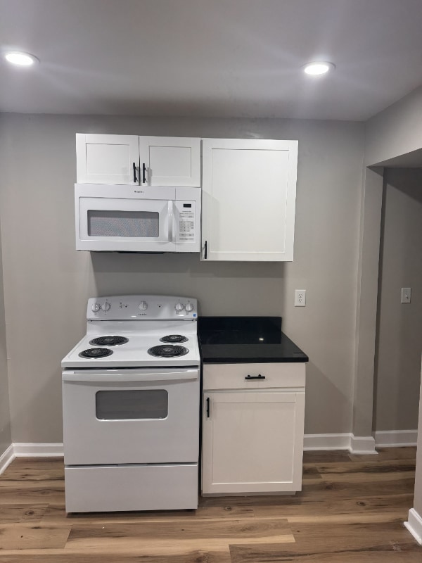 Building Photo - 537 W Auburn Ave