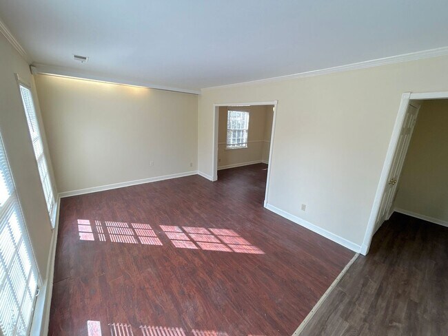 Building Photo - 5184 Dunnellon Ave