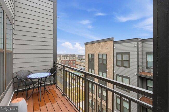 Building Photo - 21950 Garganey Ter