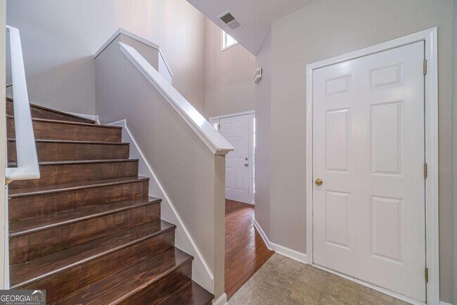 Building Photo - 1191 Primrose View Cir NW