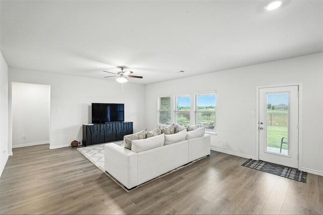 Building Photo - 135 Exploration Wy