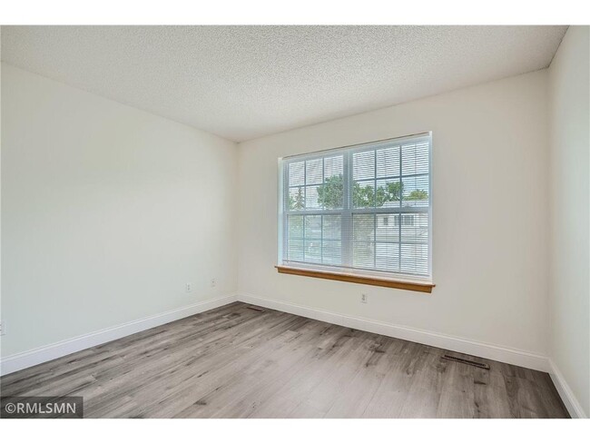 Building Photo - 16360 Jamison Path