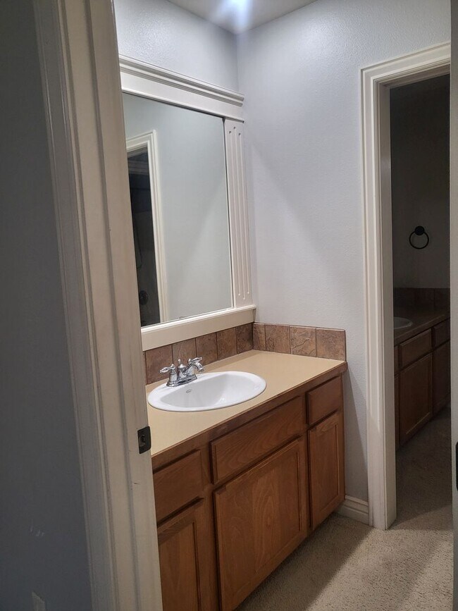 Building Photo - Beautiful Meridian Home