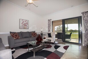 Building Photo - 5557 Palmer Cir